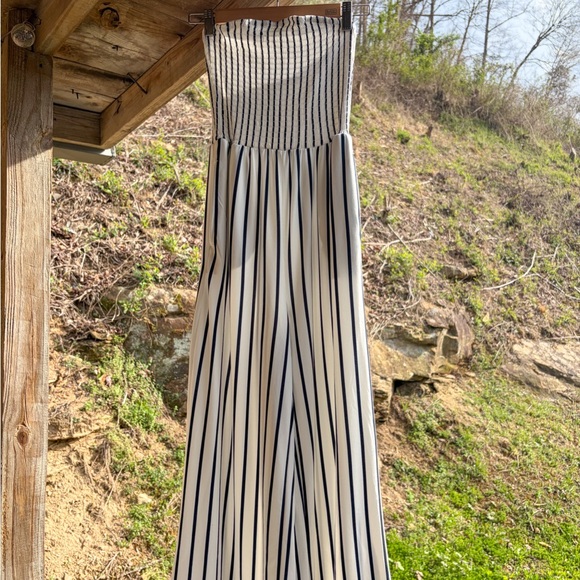 Justify Pants - Justify White and Navy Smocked Strapless Striped Jumpsuit Wide Leg Small